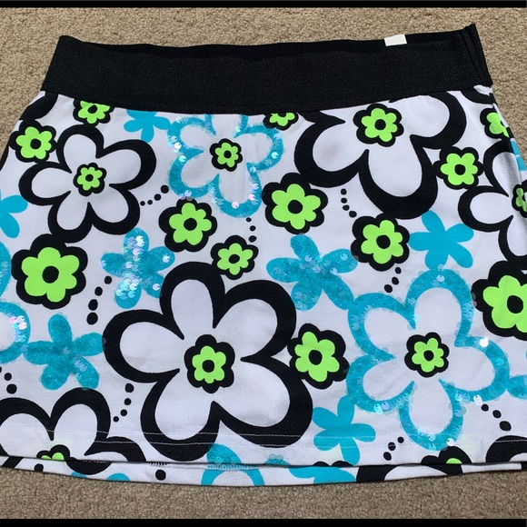 Girls NEVER WORN justice skirt - Picture 1 of 3